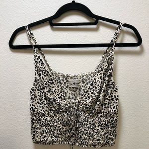 URBAN OUTFITTERS Crop Top
